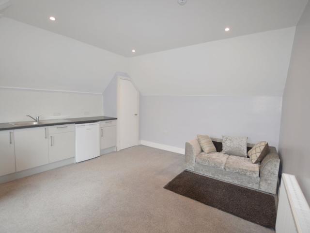Room for rent in Branksome, Poole