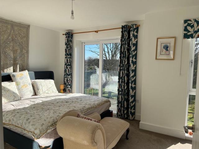 Room for rent in Locking Parklands, Locking
