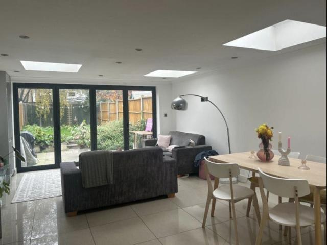 Room for rent in Nunhead, Greater London