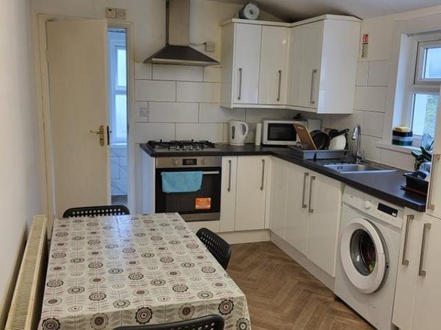 Room for rent in Canning Town, Greater London