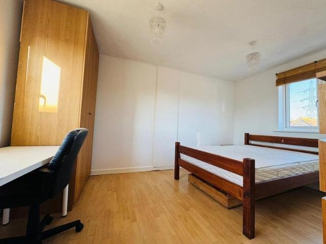 Room for rent in Beckton, Greater London