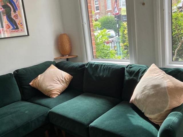 Room for rent in Chapel End, Highams Park