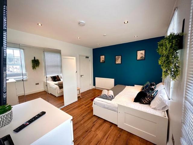 Room for rent in London Borough of Croydon, Purley