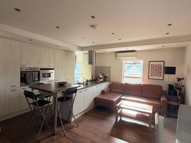 Room for rent in London Borough of Wandsworth, Greater London