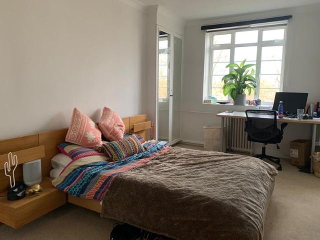 Room for rent in Brook Green, Greater London