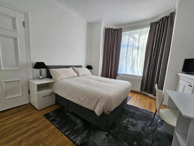Room for rent in Georgia, Greater Manchester