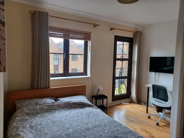 Room for rent in Rotherhithe, Greater London