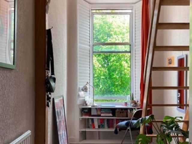Room for rent in Greenhill, Scotland