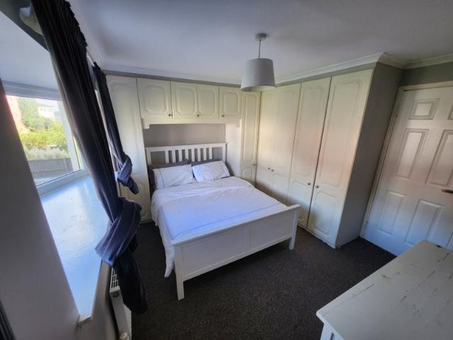 Room for rent in Waun Fach, Falcon Lodge