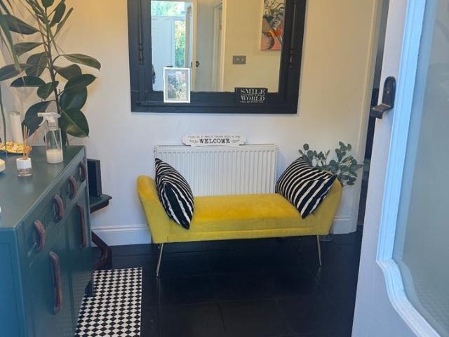 Room for rent in Freezywater, Greater London
