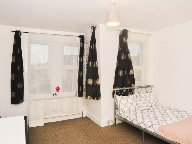 Room for rent in Canning Town, Greater London