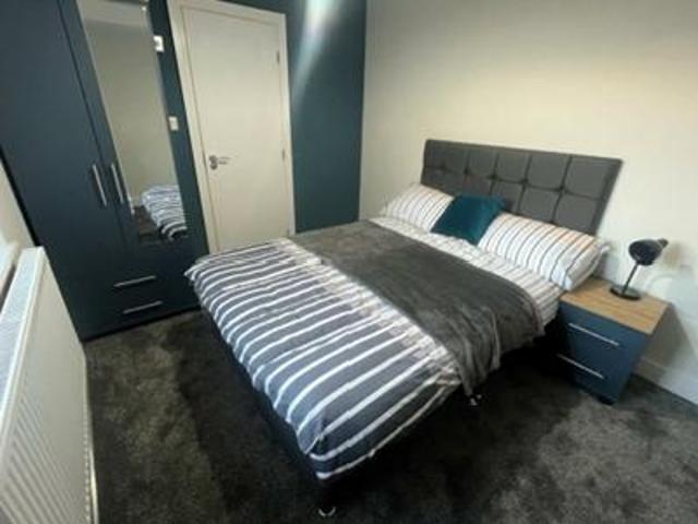 Room for rent in Lee Bank, Greater Manchester