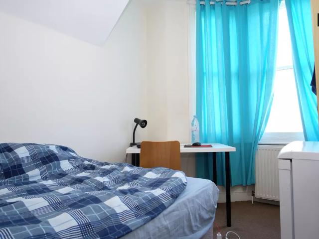 Flat for rent in Fulham, Sands End