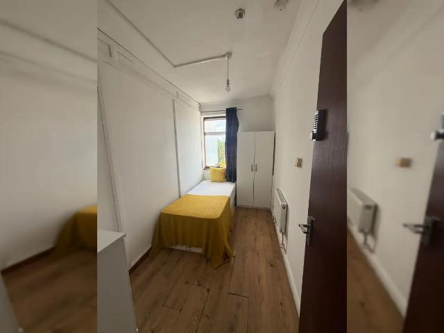 Room for rent in Dollis Hill, Greater London