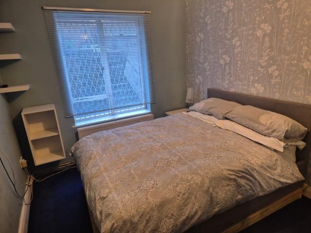 Room for rent in North Kensington, Greater London