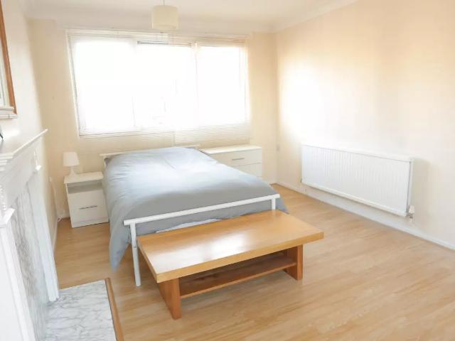 Room for rent in London Borough of Tower Hamlets, Greater London