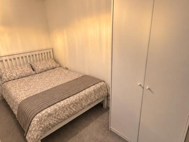 Room for rent in London Borough of Barking and Dagenham, Greater London