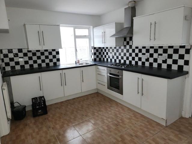 Room for rent in Nantgarw, Wales