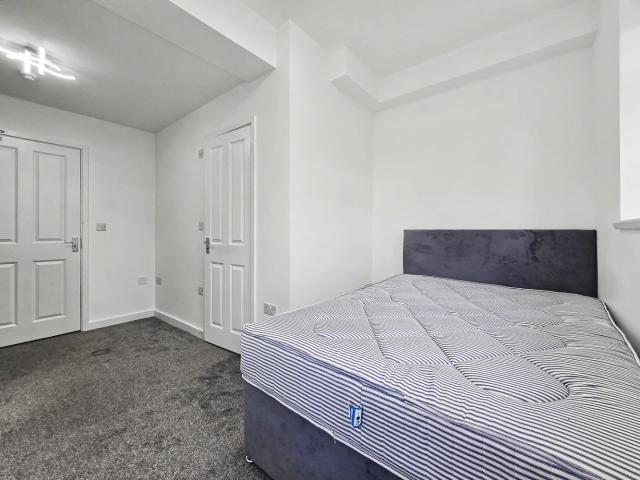 Room for rent in Watford Heath, North Watford