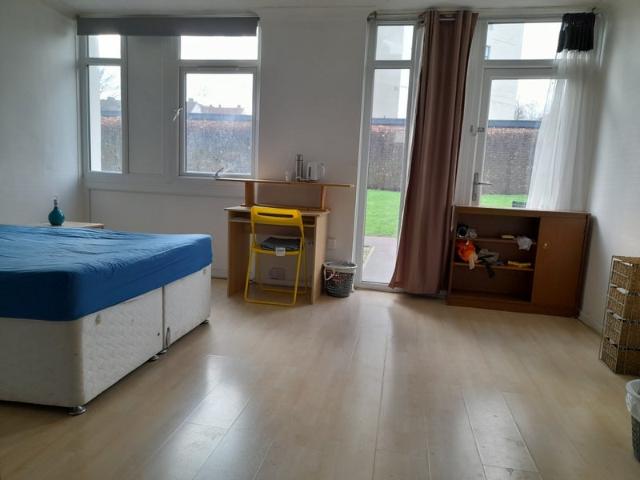 Room for rent in Little London, West Yorkshire