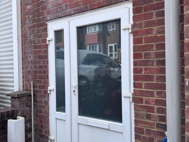 Room for rent in Hale End, Greater London