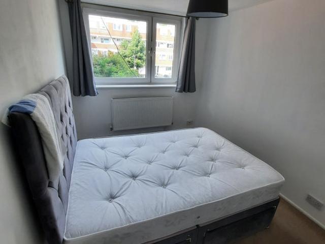 Room for rent in Battersea, Greater London