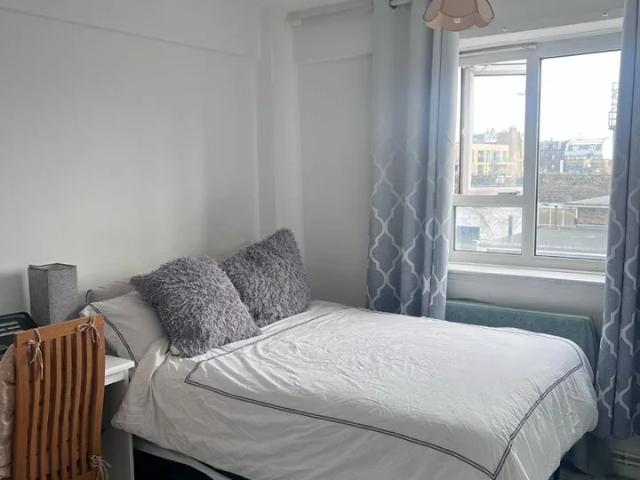 Room for rent in Walworth, Greater London