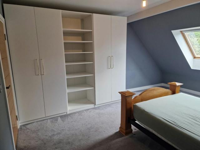 Room for rent in Cassiobury Estate, Watford