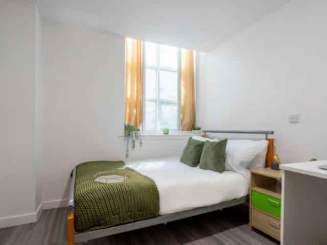Room for rent in The Meadows, Haddon