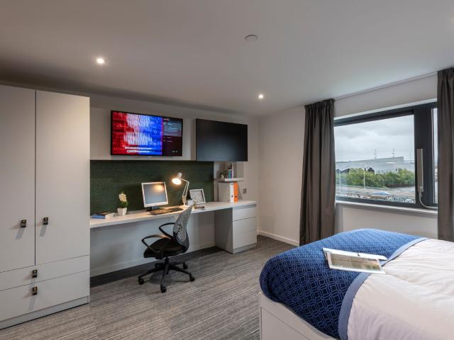 Room for rent in Thornwood, Glasgow