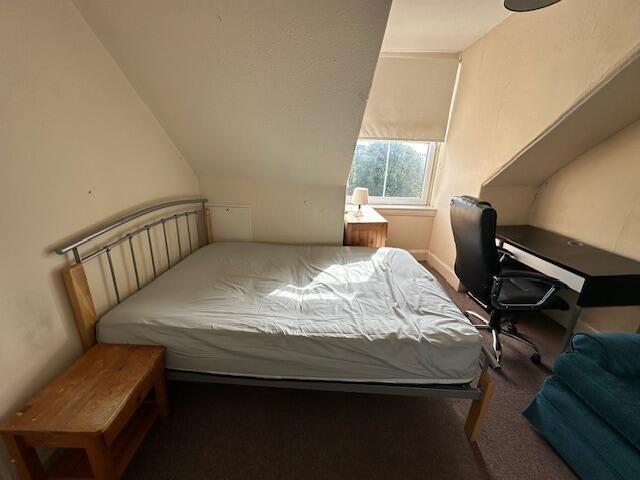 Room for rent in Mount Florida, Scotland