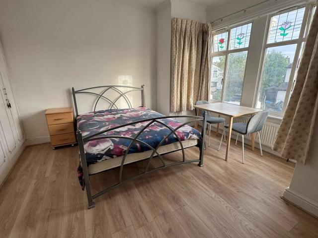Room for rent in London Borough of Brent, Greater London