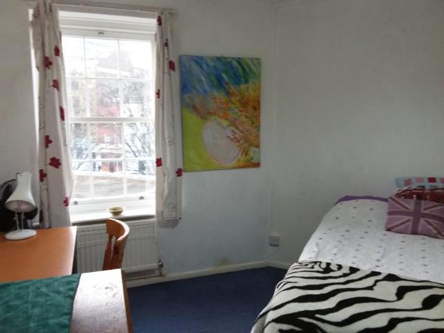 Room for rent in Somers Town, Greater London