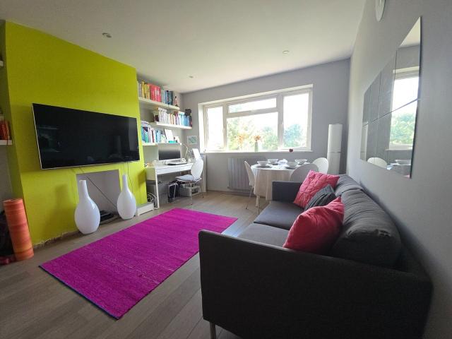 Room for rent in London Borough of Hillingdon, Greater London