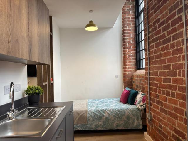 Room for rent in Bare, Lancashire