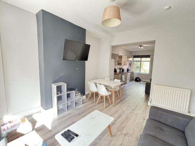 Room for rent in Headingley Hill, Headingley