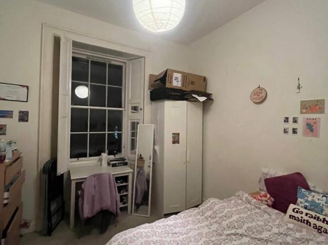 Room for rent in Southside, Scotland