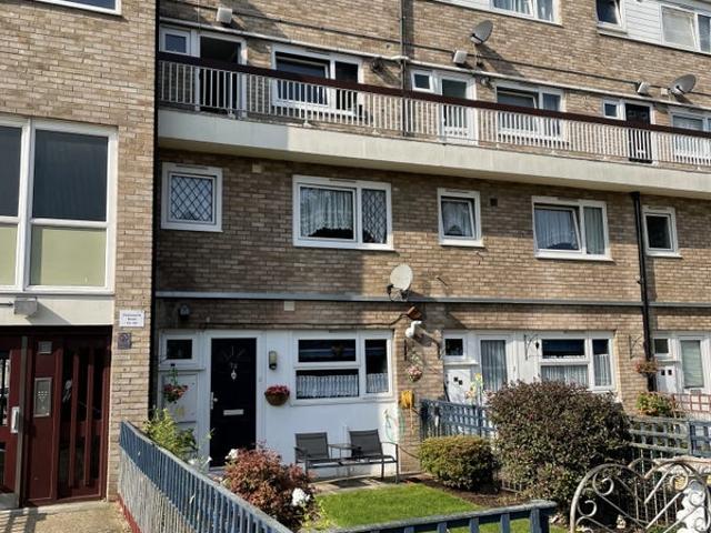 Room for rent in Maryland, Greater London
