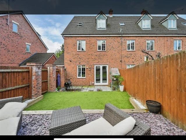 Room for rent in The Wharf, Beamhurst