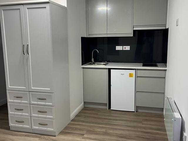 Room for rent in Lee Chapel, Basildon
