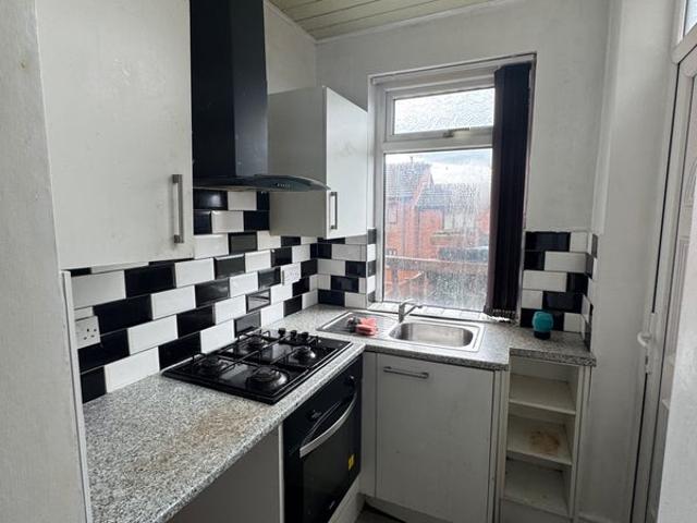 Room for rent in Werneth, Pendock