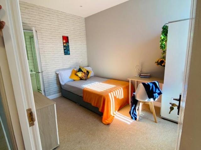 Room for rent in Langley, Slough