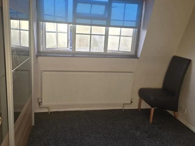 Room for rent in South Chingford, Highams Park