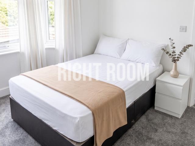 Room for rent in Chapel End, Highams Park