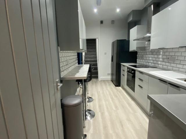 Room for rent in Lee Bank, Greater Manchester