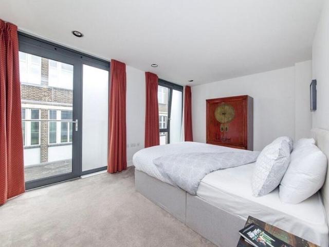 Room for rent in Clapham, Greater London
