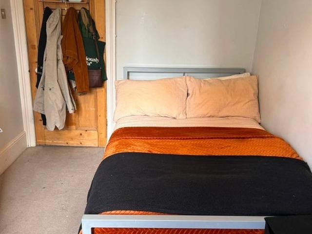 Room for rent in Clapham, Greater London