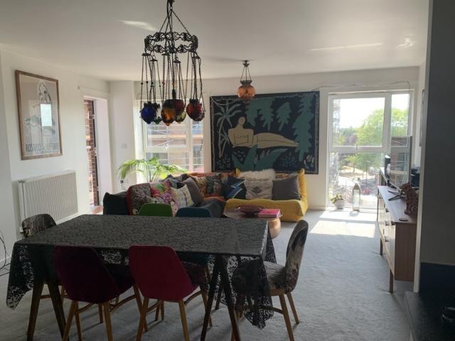 Room for rent in Clapham, Greater London