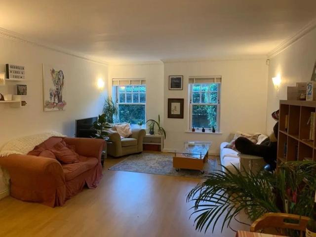 Flat for rent in Clapham, Greater London