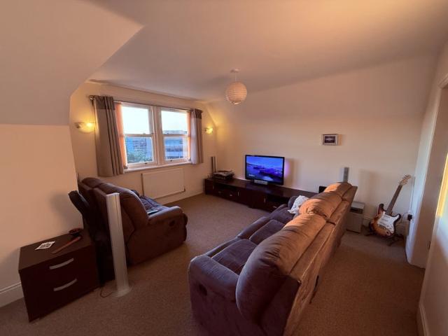 Room for rent in Broadheath, Trafford Park